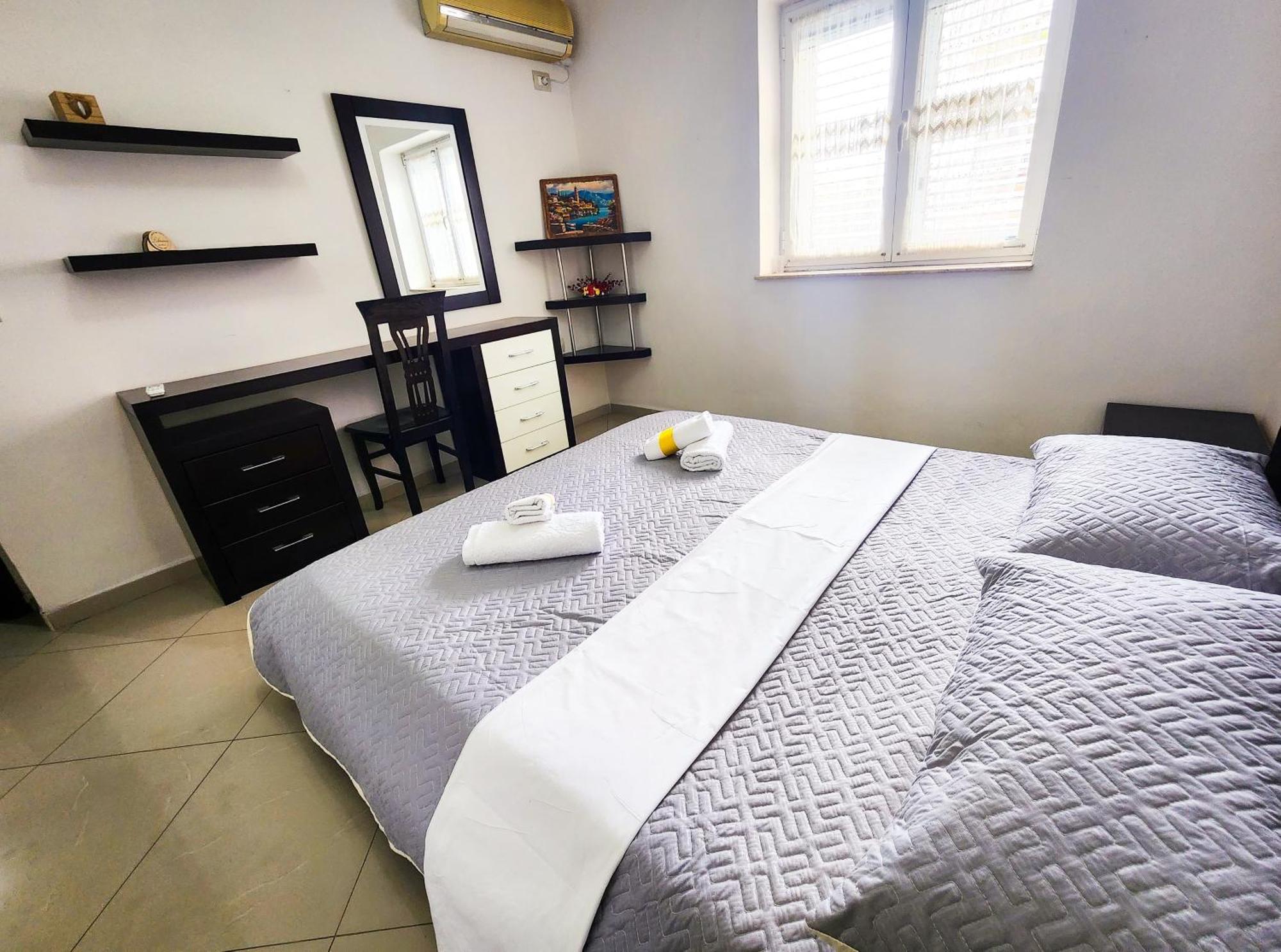 Apartment Sweet New Pazar Tirana Bagian luar foto