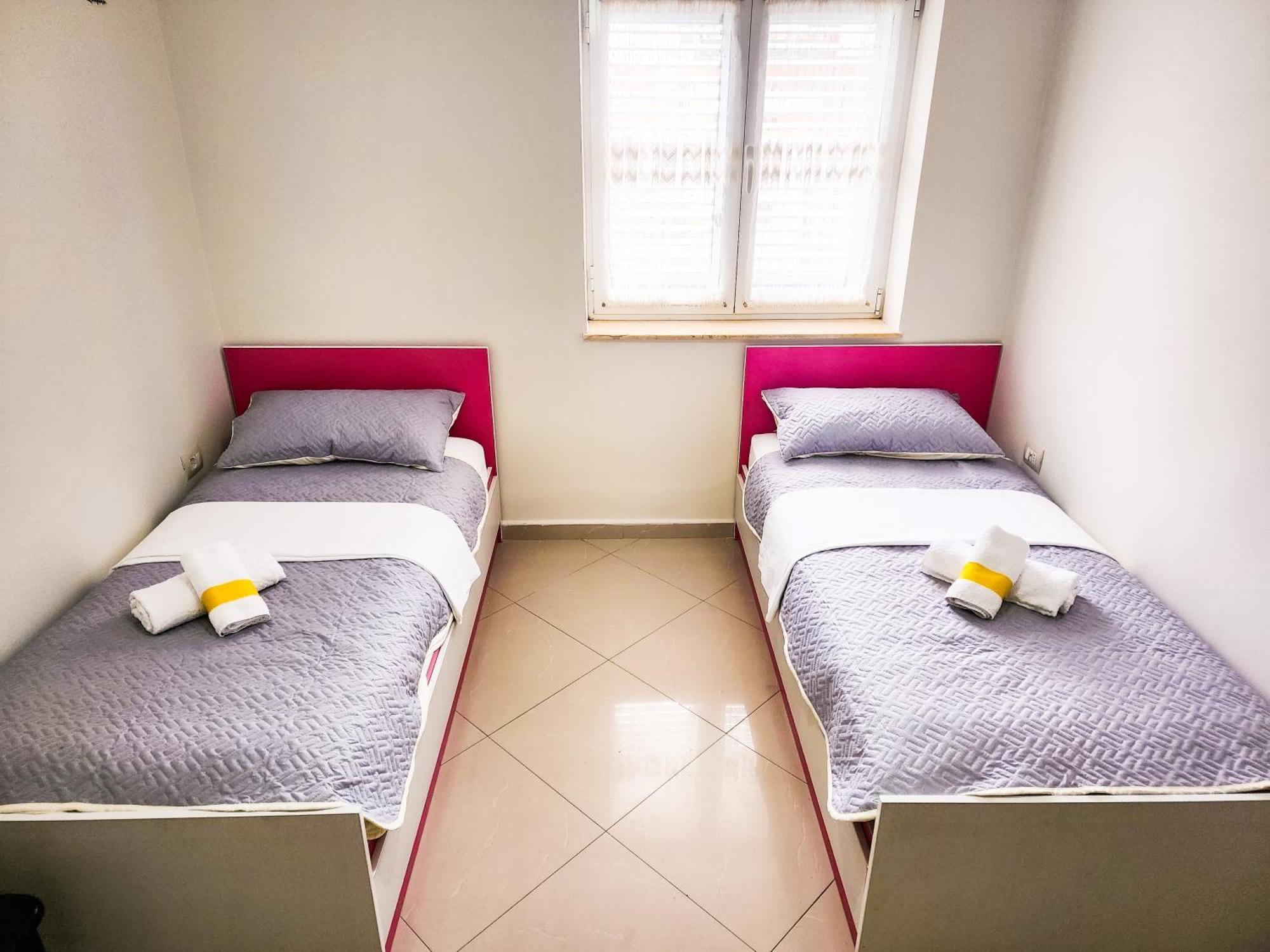 Apartment Sweet New Pazar Tirana Bagian luar foto